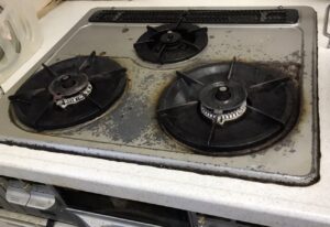 パロマのガスコンロが変色してしまった！原因と対処法について