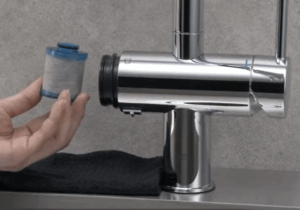 グローエ　ミンタ浄水器一体型水栓で、浄水の流量が少ないのは故障？原因は？