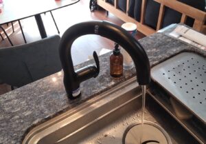 takagi（タカギ）の蛇口一体型浄水器で高温・低温しか出ないのは故障？原因と対処法