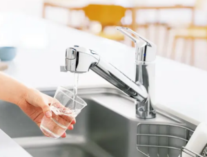 タカギの浄水器でお湯を出してもいい？問題点や注意点について