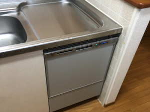 島根県安来市にて上蓋式食洗機MISW-4511からNP-45MS9への買い替え工事2