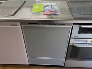 徳島県鳴門市にてタカラスタンダード製の食洗機TDW-45Dの取替工事2