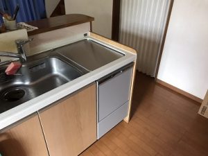 愛媛県西条市にてトップオープン食洗機の取り換え工事2