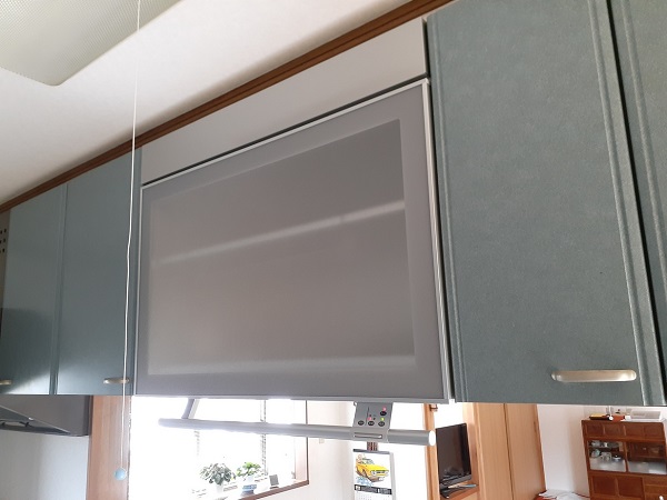 青森キッチン取付け隊 電動昇降乾燥機の工事 施工前