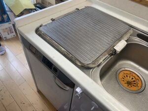 ヤマハのトップオープン食洗機を撤去する 施工前確認