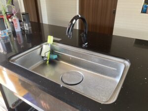 和歌山キッチン取付け隊　タッチレス水栓への取替