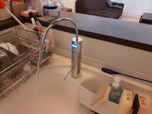 和歌山キッチン取付け隊　アルカリイオン整水器の工事　施工後