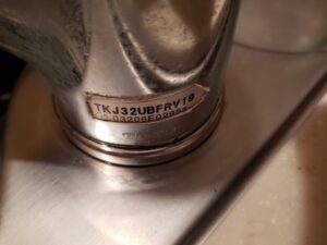 グローエ水栓を取付けてリッチなキッチン♫品番確認