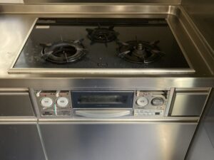 埼玉のキッチン取付け隊　グリルなしガスコンロの工事