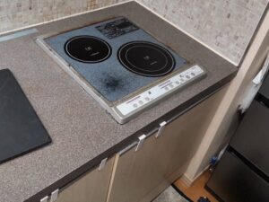 岐阜キッチン取付け隊　コンパクト2口ヒーターの取替　施工前