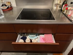 和歌山キッチン取付け隊　グリルなしヒーターの工事