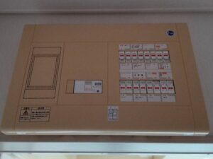 鍋を選ばないラジエントヒーターに取替える工事！　IH専用ブレーカー写真