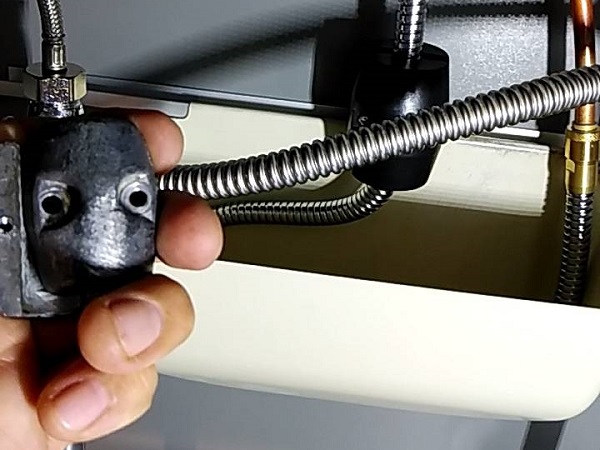 千葉キッチン取付け隊　水栓リフォーム