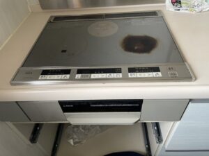 北海道キッチン取付け隊　IHヒーターの取替　施工前