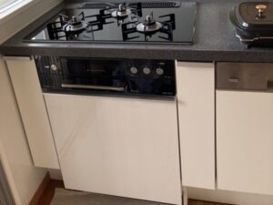 北海道キッチン取付け隊　ガスオーブンの撤去