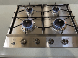長野キッチン取付け隊　グリルなしガスコンロの工事