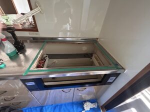 茨城キッチン取付け隊　サンウェーブ特殊コンロの工事