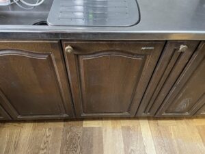 滋賀キッチン取付け隊　シンク下食洗機リフォーム　施工前