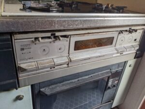 茨城キッチン取付け隊　ビルトインオーブンでお困りの方