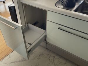 ビルトイン食洗機の後付け新設　施工前