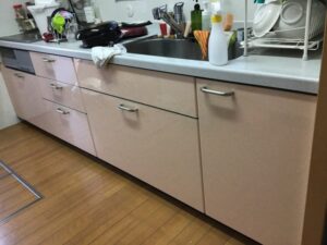 フロントオープン食洗機の工事　施工前