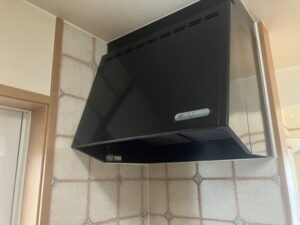 山口キッチン取付け隊　プロペラからシロッコファンへの取替　施工前
