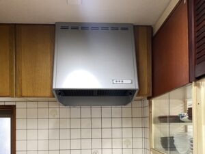 石川キッチン取付け隊　プロペラファンフード取替　施工後