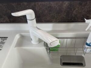 浄水器一体水栓の取替　施工前