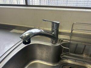 滋賀キッチン取付け隊　浄水器一体水栓の取替　施工前