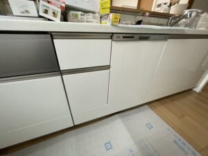 北海道キッチン取付け隊　浅型を深型食洗機に取替　施工前