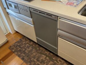 浅型を深型食洗機に取替　施工後