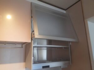 山口キッチン取付け隊　電動昇降乾燥機の取替