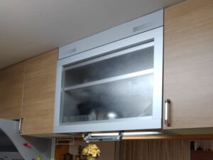 滋賀キッチン取付け隊　電動昇降乾燥機の工事　施工前