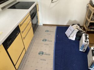 宮崎キッチン取付け隊　電気オーブンの取外し　施工前