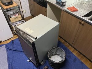 石川キッチン取付け隊　食洗機の取外して収納　施工前