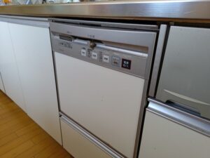 富山キッチン取付け隊　食洗機の取外して収納　施工前