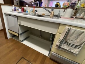 宮崎キッチン取付け隊　食洗機前パネルでを楽しむ　施工後