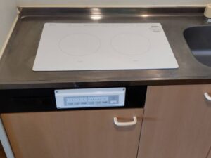 電気コンロの根本的な選び方　2口プレートからIHに替える　施工後