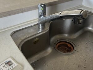 ビルトイン浄水器の面白い選び方　TOTO　ナイスキッチン　施工前
