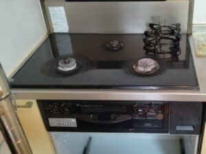 ガスコンロの基本的な選び方　TOTOオリジナルコンロ　施工前