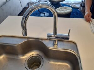 ビルトイン浄水器の面白い選び方　よく似た浄水器に替えたい　グローエからクリンスイ　施工後