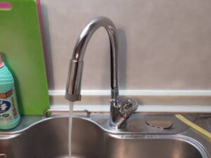 キッチン水栓の自由な選び方　カクダイ　施工後