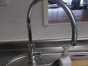 ビルトイン浄水器の面白い選び方　カートリッジが再利用できるのに、替えたい　サンウェーブ　施工後