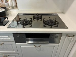 ガスコンロの基本的な選び方　キッチン取付け隊のコンロ取替事例　施工前