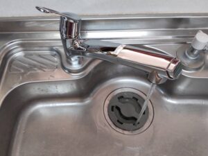 キッチン水栓の自由な選び方　ミカドキッチン水栓が水漏れで替えたい　ミカド　施工後