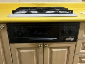 ガスコンロの基本的な選び方　メタルトップ　ハーマン　施工前