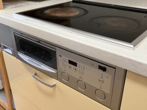 電気コンロの根本的な選び方　ラジエントヒーターへ　施工前
