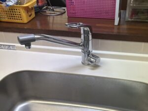ビルトイン浄水器の面白い選び方　同じカートリッジで替えたい　施工前