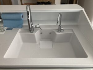 ビルトイン浄水器の面白い選び方　浄水器の後付け新設工事　タカラキッチン　施工後