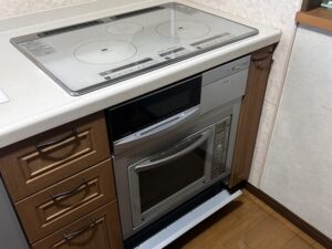 電気コンロの根本的な選び方　電気オーブンを取り外して収納に　施工前